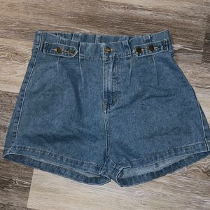 So sweet for any outfit